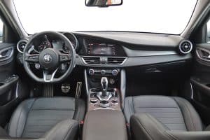 Alfa-Romeo-Giulia-Sprint-2.0-(30)