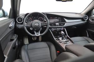 Alfa-Romeo-Giulia-Sprint-2.0-(32)