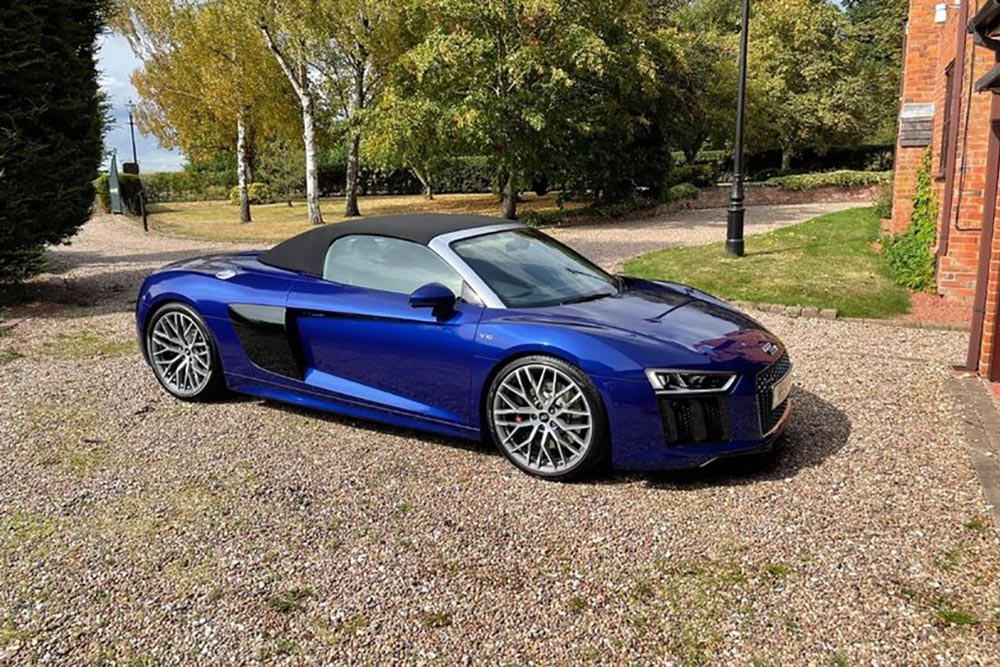 https://autogreeknews.gr/wp-content/uploads/2022/03/Audi-R8-Spyder-1.jpg
