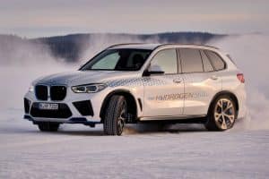 BMW-iX5-Hydrogen-35