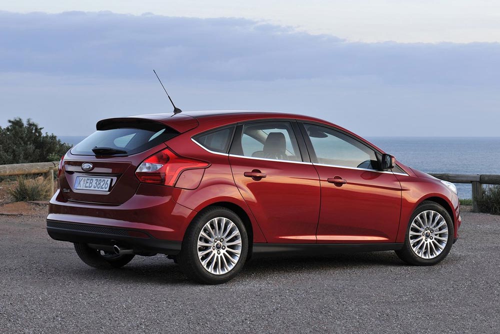 https://autogreeknews.gr/wp-content/uploads/2022/03/Ford-Focus-2011-2.jpg