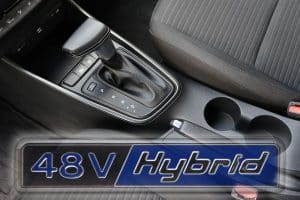 Hyundai-i20-1.0T-100-PS-7DCT-gear-box