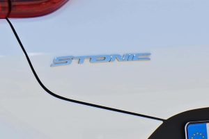 Kia-Stonic-logo