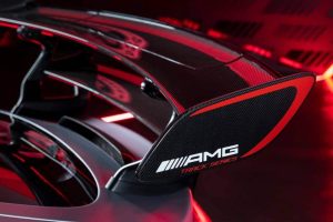 Mercedes-AMG-GT-Track-Series-6