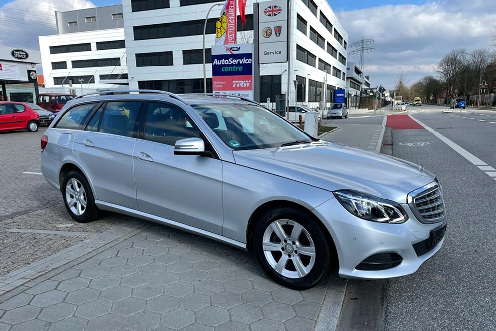 https://autogreeknews.gr/wp-content/uploads/2022/03/Mercedes-Benz-E-200-BLUETEC-2015-5.jpg