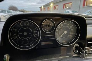 Mercedes-Benz-W114-Used-20