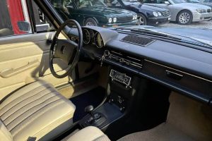 Mercedes-Benz-W114-Used-22