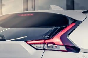 Mitsubishi_Eclipse_Cross_Plug-in_Hybrid-(11)