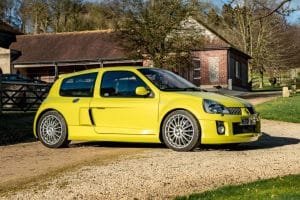 Renault-Clio-V6-12