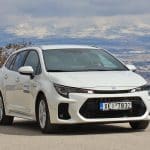 Suzuki Swace 1.8 Hybrid front