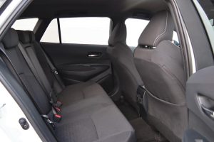 Suzuki Swace 1.8 Hybrid (12)