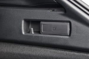 Suzuki Swace 1.8 Hybrid (19)