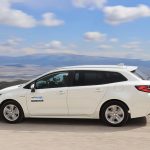 Suzuki Swace 1.8 Hybrid side