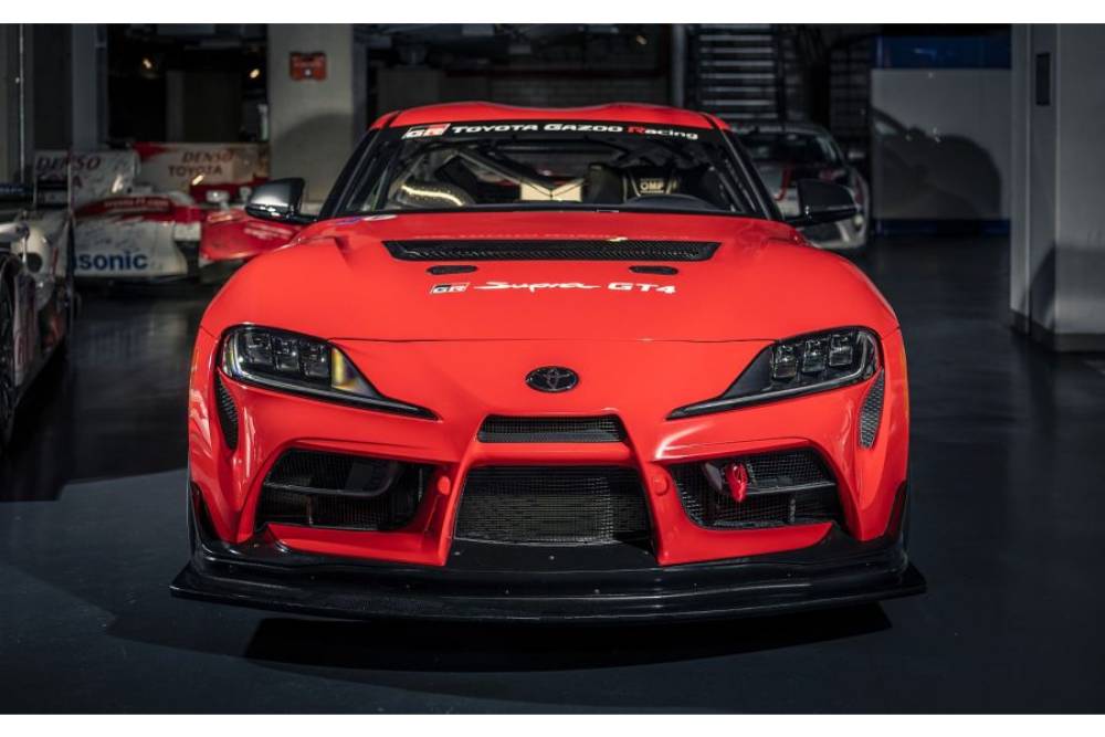 https://autogreeknews.gr/wp-content/uploads/2022/03/Toyota-Supra-GT4-7.jpg