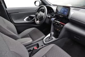 Toyota-Yaris-Cross-Hybrid-(12)