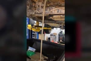 ford bronco muddy oil