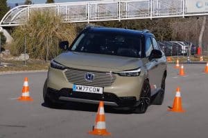 honda hr-v moose test