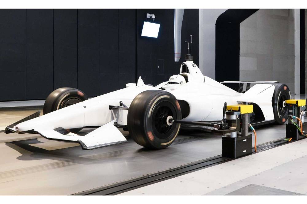 https://autogreeknews.gr/wp-content/uploads/2022/03/indycar-aerodynamics-testing-front-three-quarter.jpg