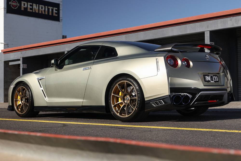 https://autogreeknews.gr/wp-content/uploads/2022/03/the-nissan-gt-r-is-dead-down-under-final-copy-to-b-1.jpg
