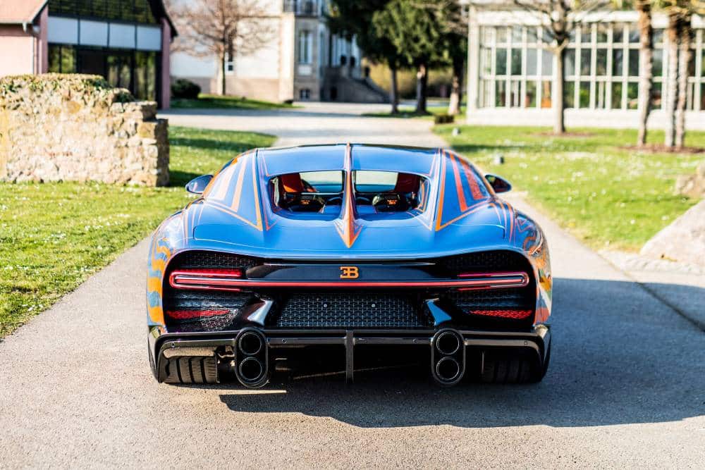 https://autogreeknews.gr/wp-content/uploads/2022/04/02_bugatti_css-delivery.jpg