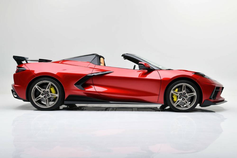 https://autogreeknews.gr/wp-content/uploads/2022/04/2022-Corvette-Convertible-8.jpg