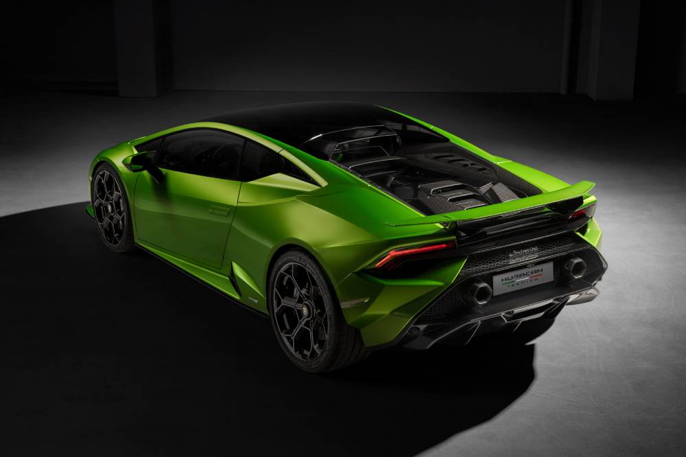 https://autogreeknews.gr/wp-content/uploads/2022/04/2022-Lamborghini-Huracan-Tecnica-00016.jpg