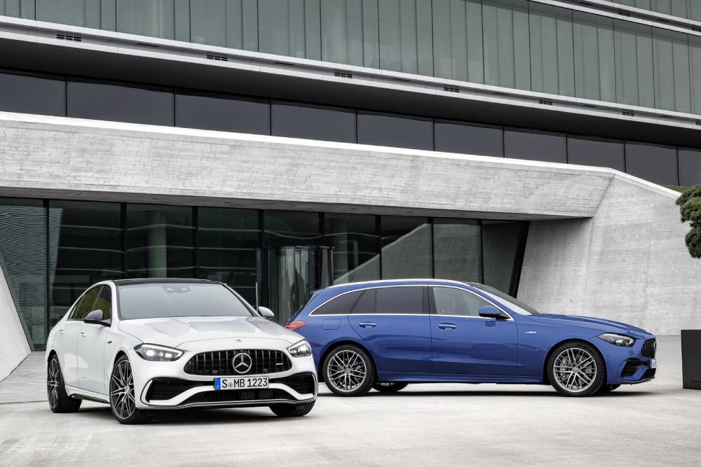 https://autogreeknews.gr/wp-content/uploads/2022/04/2023-Mercedes-AMG-C43-8.jpg