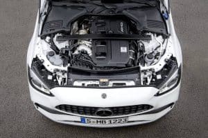 2023-Mercedes-AMG-C43-Sedan-18