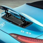 2023-Mercedes-AMG-SL-43-(13)