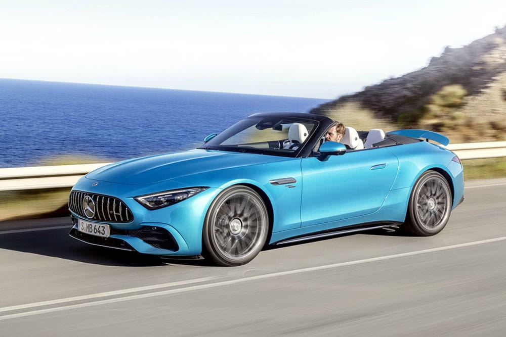 https://autogreeknews.gr/wp-content/uploads/2022/04/2023-Mercedes-AMG-SL-43-4.jpg