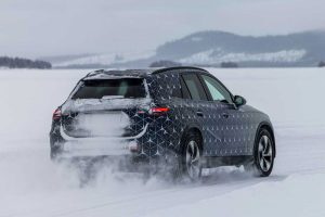 2023-mercedes-benz-glc-(2)