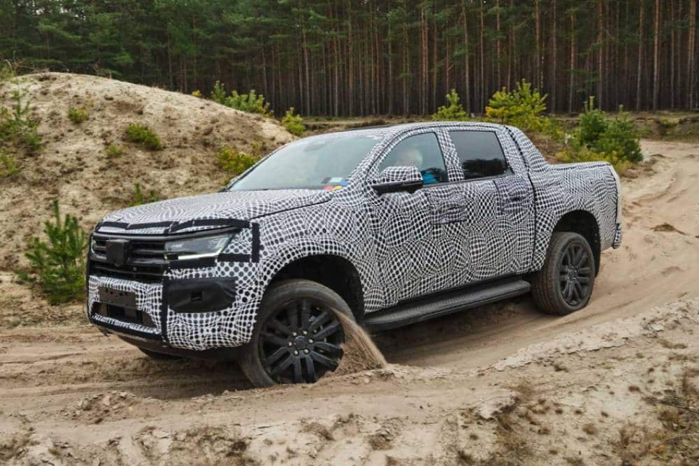 https://autogreeknews.gr/wp-content/uploads/2022/04/2023-vw-amarok-teaser-2.jpg