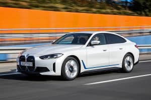 BMW-i4-eDrive40-(1)