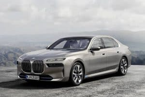 BMW-i7-9