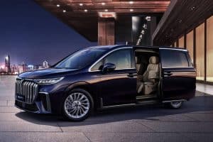 Dongfeng-Voyah-Dreamer-4