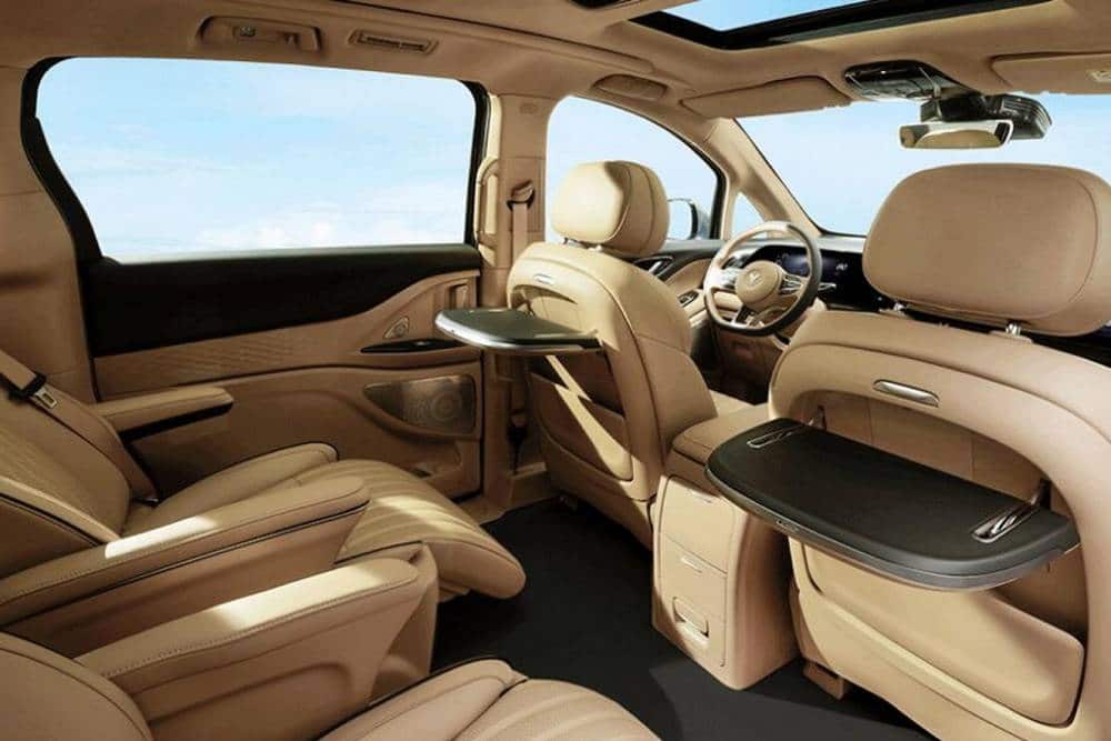 https://autogreeknews.gr/wp-content/uploads/2022/04/Dongfeng-Voyah-Dreamer-Interior-2.jpg
