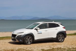 Hyundai-Kona-Hybrid-(2)
