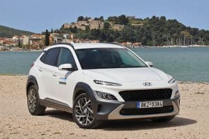 Hyundai-Kona-Hybrid-(5)