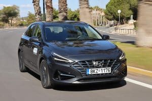 Hyundai-i30-1.0-T-GDi-DCT-(1)