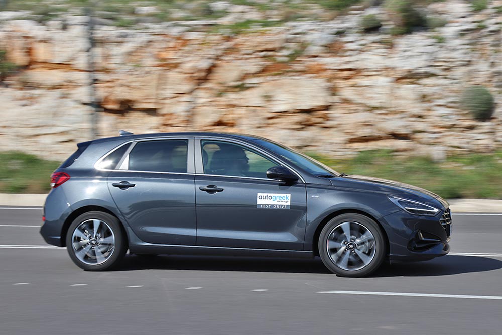 https://autogreeknews.gr/wp-content/uploads/2022/04/Hyundai-i30-1.jpg
