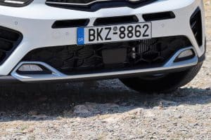 Kia-Stonic-1.0-TGDI-100PS-48V-Hybrid-front-bumper