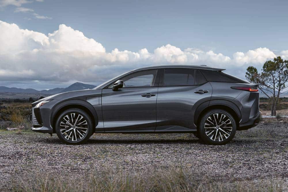 https://autogreeknews.gr/wp-content/uploads/2022/04/Lexus-RZ-450e-109.jpg