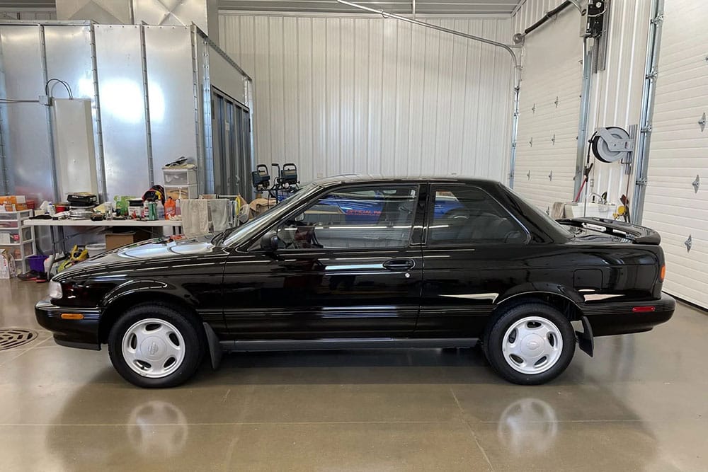 https://autogreeknews.gr/wp-content/uploads/2022/04/Nissan-Sentra-1992-2.jpg
