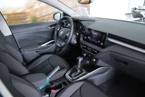 Skoda-Fabia-2022-ekthesi-(7)