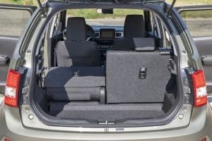 Suzuki-Ignis-luggage-1