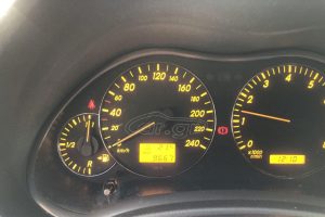 Toyota-Avensis-2004-(3)