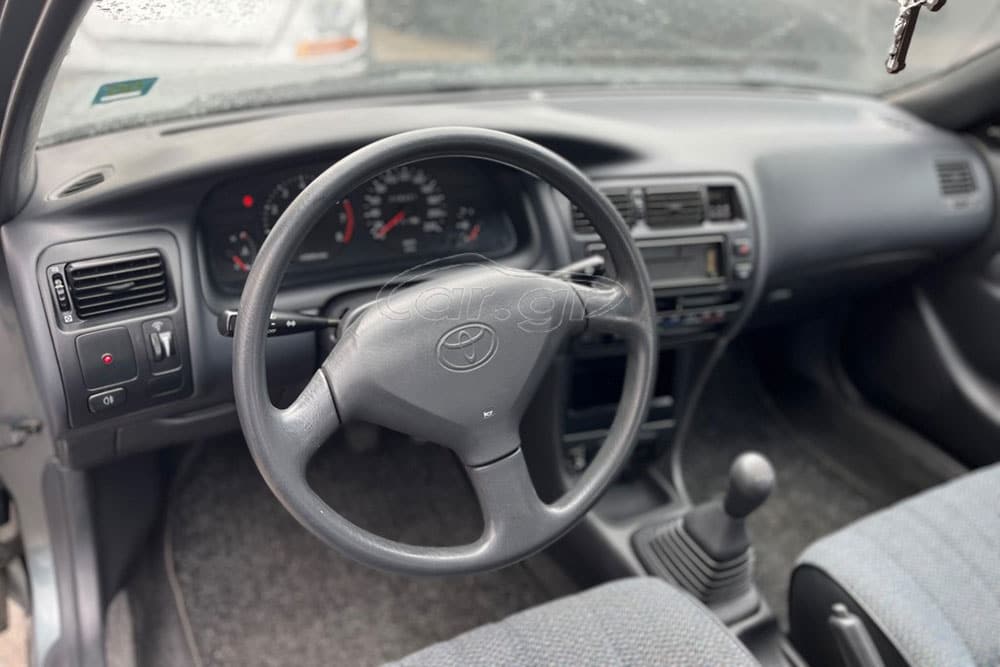 https://autogreeknews.gr/wp-content/uploads/2022/04/Toyota-Corolla-1994-6.jpg