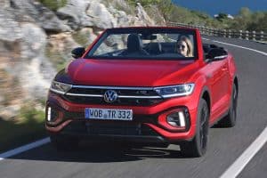 VW-T-Roc-Cabriolet-2022-(7)