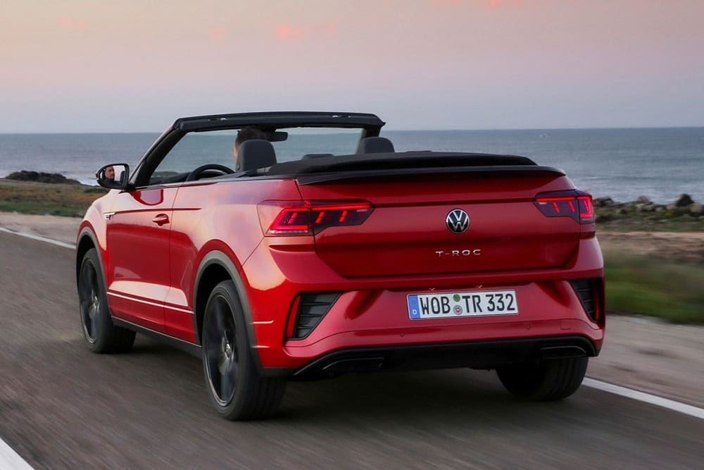 https://autogreeknews.gr/wp-content/uploads/2022/04/VW-T-Roc-Cabriolet-2022-8.jpg