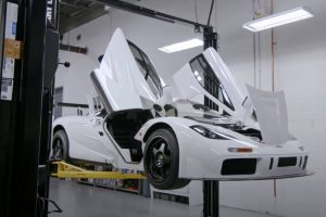 dry ice blasting a mclaren f1 05